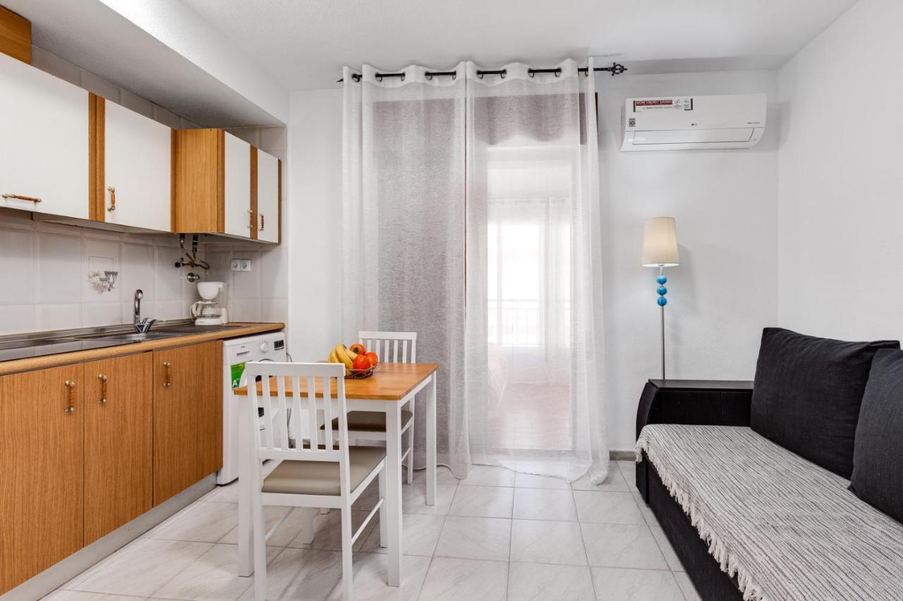 Estudio Joven Pura Torrevieja Exterior photo