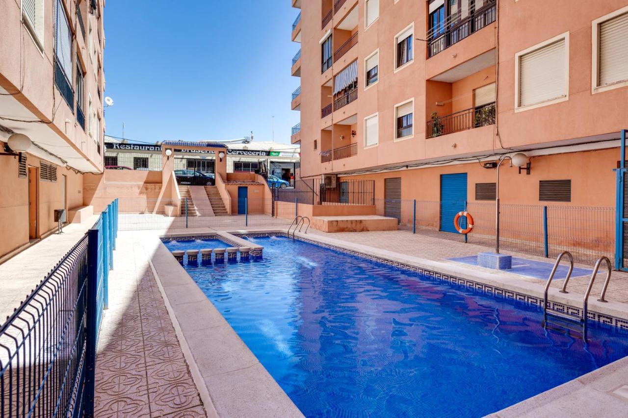 Estudio Joven Pura Torrevieja Exterior photo